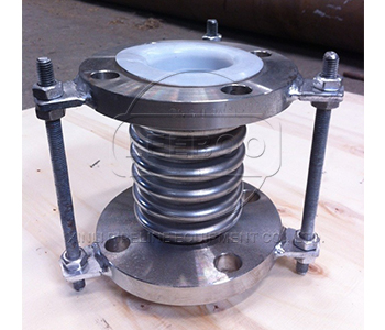 四氟<a href=http://www.yfpm.com.cn target=_blank class=infotextkey>補(bǔ)償器</a>2.jpg